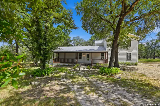 241 Oak Hollow Dr, La Vernia, TX 78121 - #2