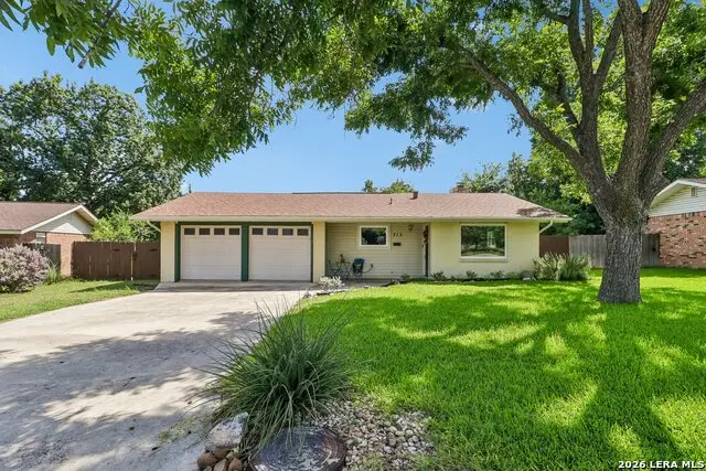 713 Lake, Kerrville, TX 78028 - #1