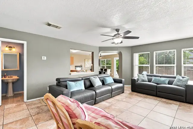 8010 Winterstone Dr, San Antonio, TX 78254 - #3