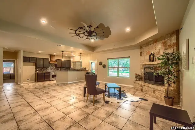173 Champions Blvd, La Vernia, TX 78121 - #3