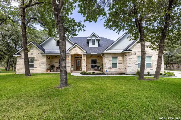 128 Chuckwagon Dr, La Vernia, TX 78121