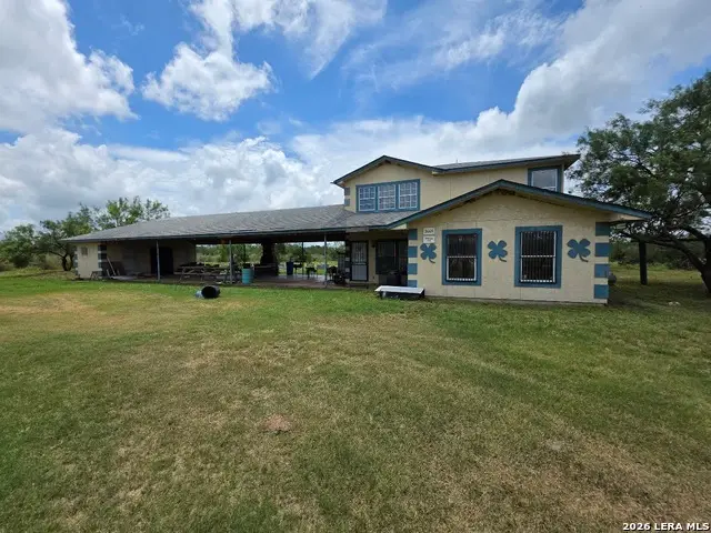 3665 Pvt Rd 5500, Uvalde, TX 78801 - #1