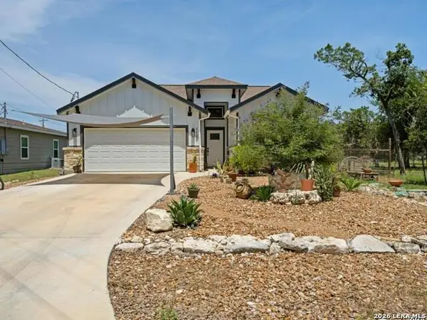 1123 Bob White Dr, Spring Branch, TX 78070