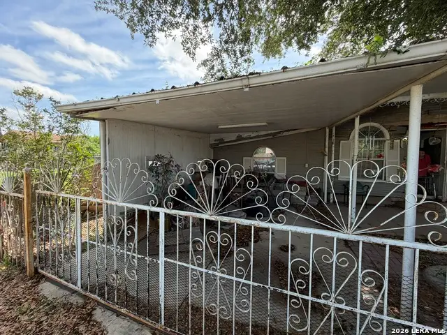 16144 Rosa St, San Antonio, TX 78221 - #2
