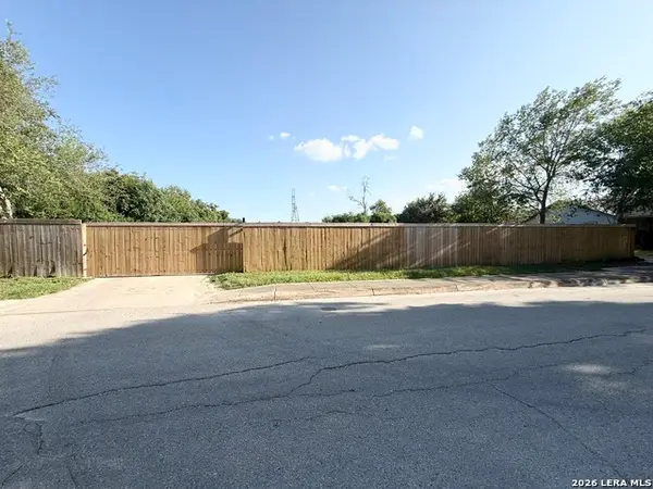 958 Holmgreen Rd, San Antonio, TX 78220