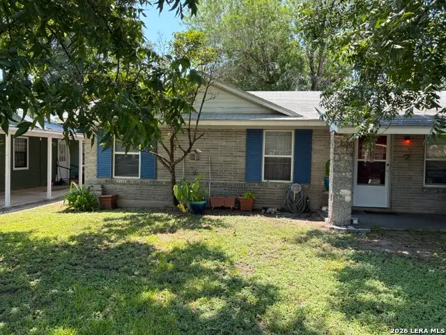 613 Old Carrizo Rd, Uvalde, TX 78801 - #1