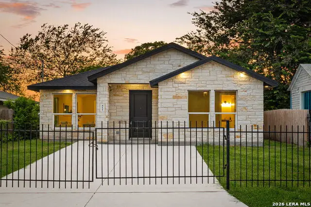 411 Moselle Ave, San Antonio, TX 78237 - #3