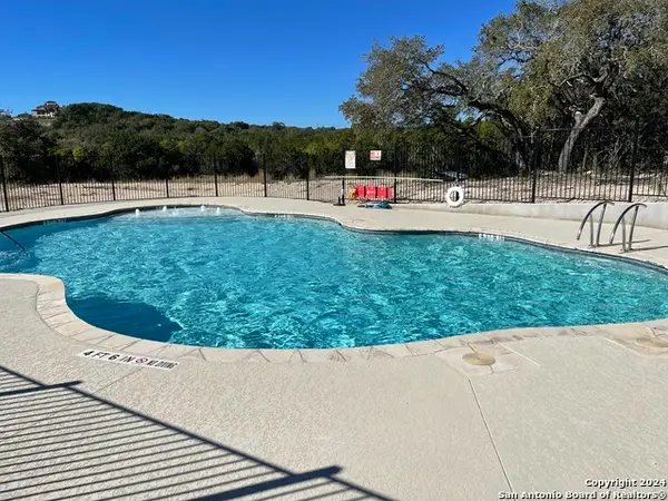 194 Private Road 1714, Mico, TX 78056