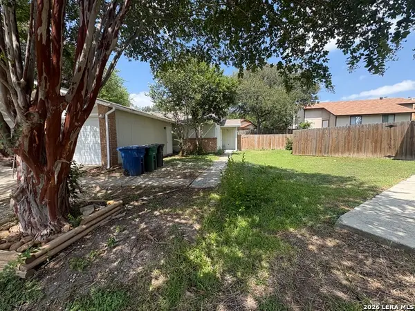 14527 Waddesdon Bluff, San Antonio, TX 78233