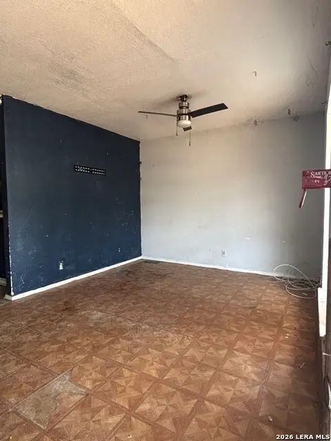 8903 Prairie Hill St, San Antonio, TX 78211 - #3