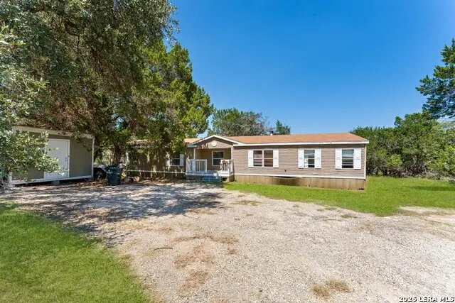 576 Wright Dr, Bandera, TX 78003 - #1