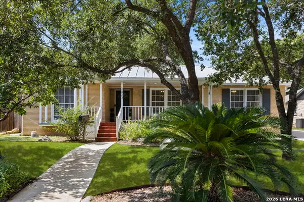 2423 W Summit Ave, San Antonio, TX 78228