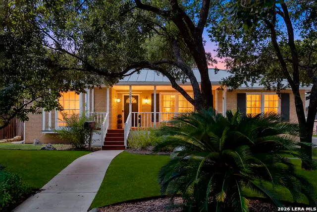 2423 W Summit Ave, San Antonio, TX 78228 - #2