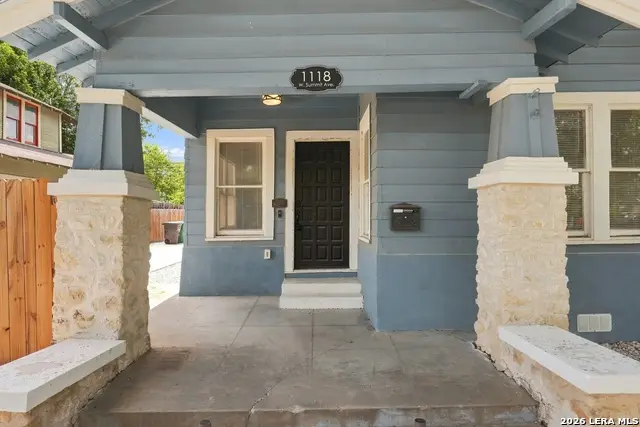 1118 W Summit Ave, San Antonio, TX 78201 - #3