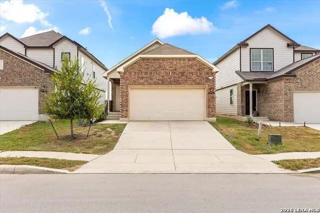 10418 Green Lake Dr, San Antonio, TX 78223 - #2