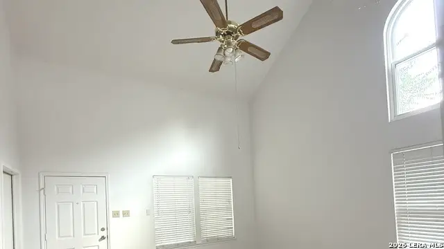 7335 Lazy Trl, San Antonio, TX 78250 - #2