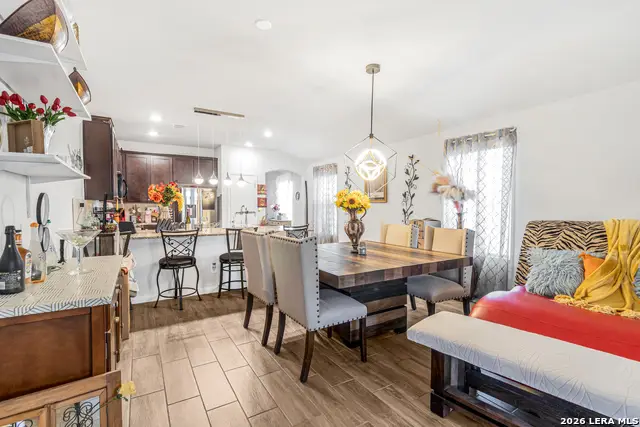 10663 Penelope Way, Converse, TX 78109 - #3
