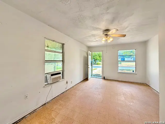 150 Ferncroft Dr, San Antonio, TX 78227 - #3