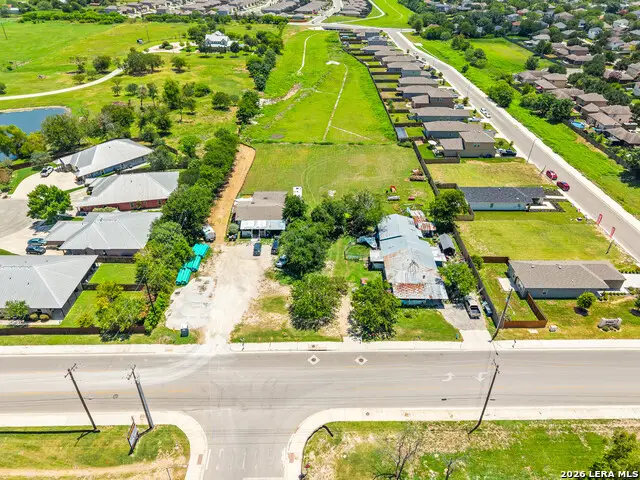 310 Alves Ln, New Braunfels, TX 78130 - #1