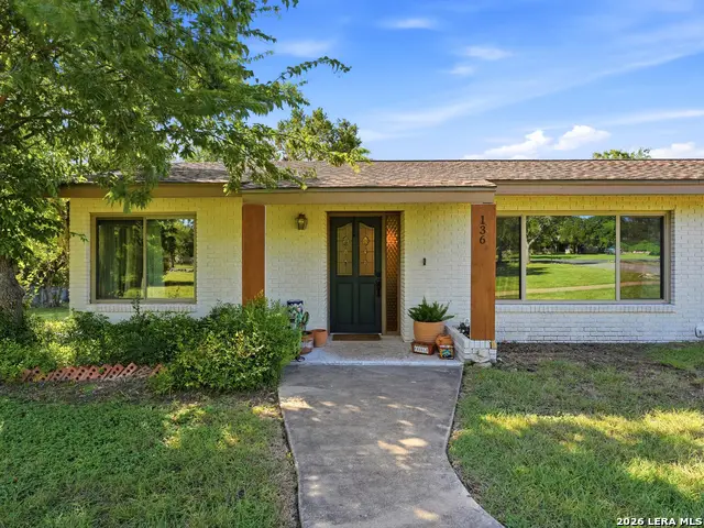 136 Royal Oaks Loop, Kerrville, TX 78028 - #2