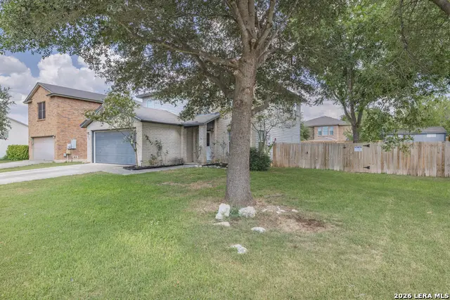 372 Copper Hill Dr, New Braunfels, TX 78130 - #2