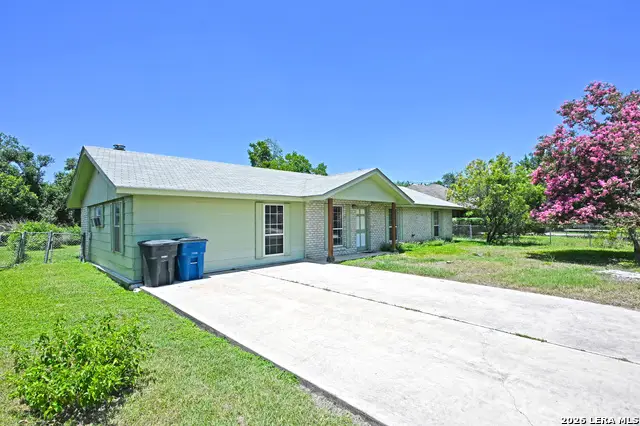 830 Mcgar St, New Braunfels, TX 78130 - #2