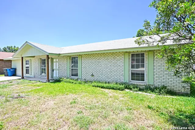 830 Mcgar St, New Braunfels, TX 78130 - #3