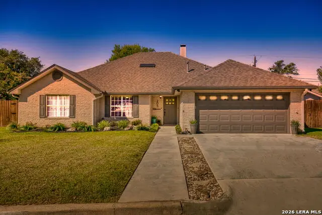 205 Edgewood Dr, Fredericksburg, TX 78624 - #1