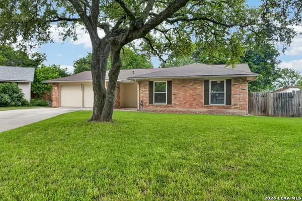 8423 Cactus Crk, San Antonio, TX 78251