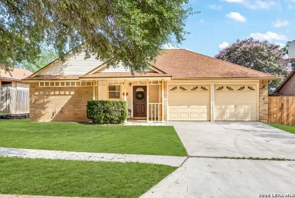 7810 Forest Briar, Live Oak, TX 78233