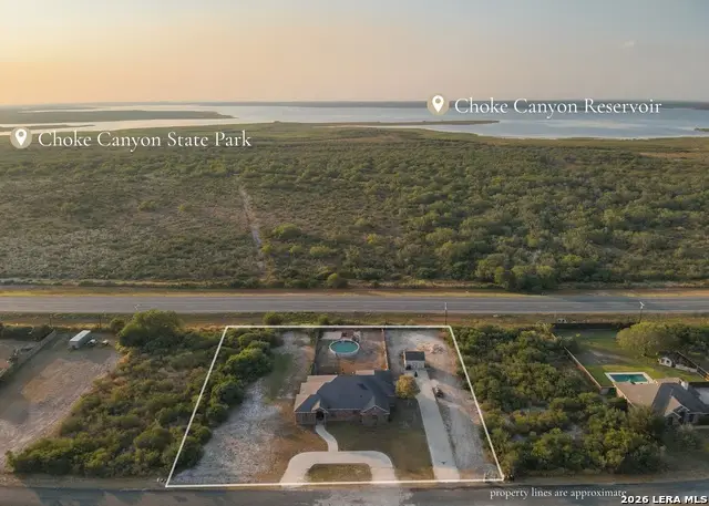 146 Lakeview Trce, Three Rivers, TX 78071 - #2
