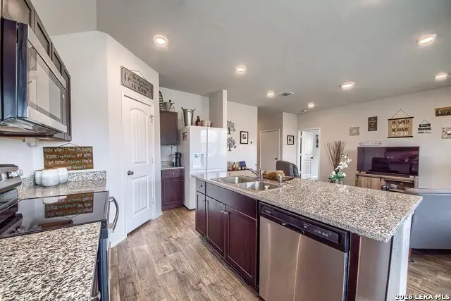 756 Ocelot Ct, Seguin, TX 78155 - #3