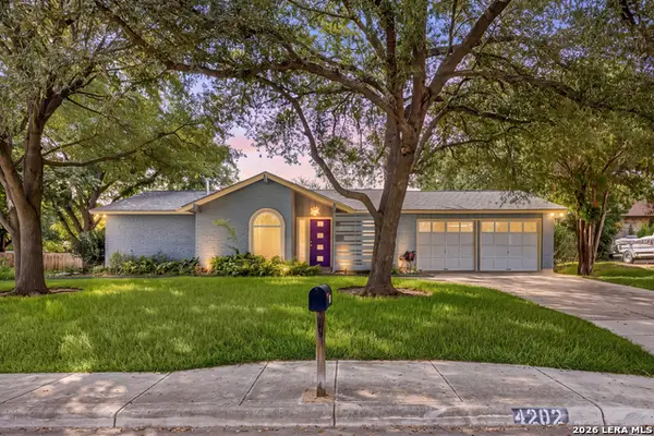 4202 Flint Hl, San Antonio, TX 78230