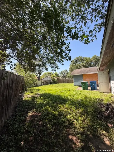 7735 Pipers View St, San Antonio, TX 78251