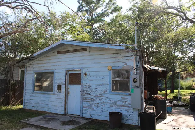 717 Omand, Pleasanton, TX 78064 - #2