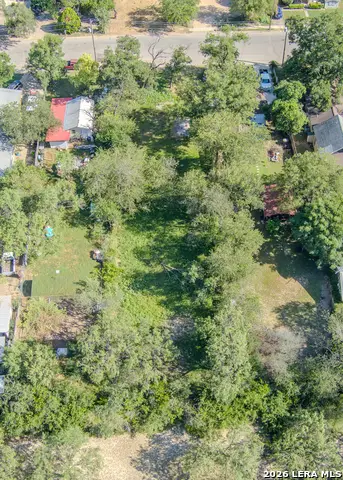 224 E Leona St, Uvalde, TX 78801 - #2