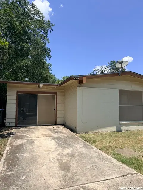 209 Park Ln, Universal City, TX 78148 - #3