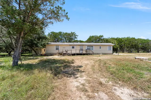404 Camino Real Rd, Kerrville, TX 78028 - #1