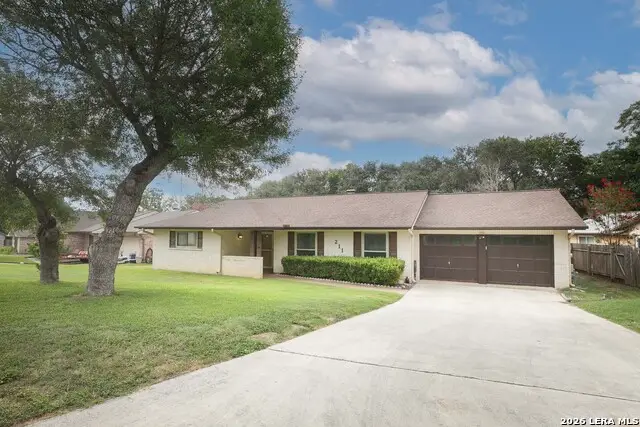 211 Forrest Trl, Universal City, TX 78148 - #2