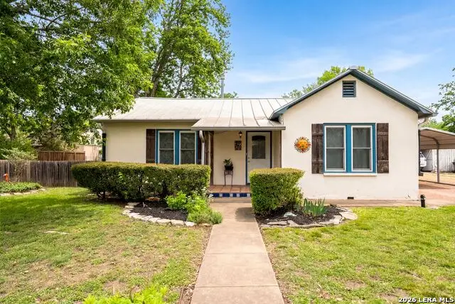 408 W College St, Fredericksburg, TX 78624 - #2