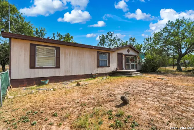 58 Covey Dr, Lytle, TX 78052 - #1