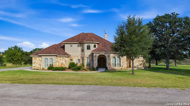 128 Abrego Ridge Dr, Floresville, TX 78114 - #1