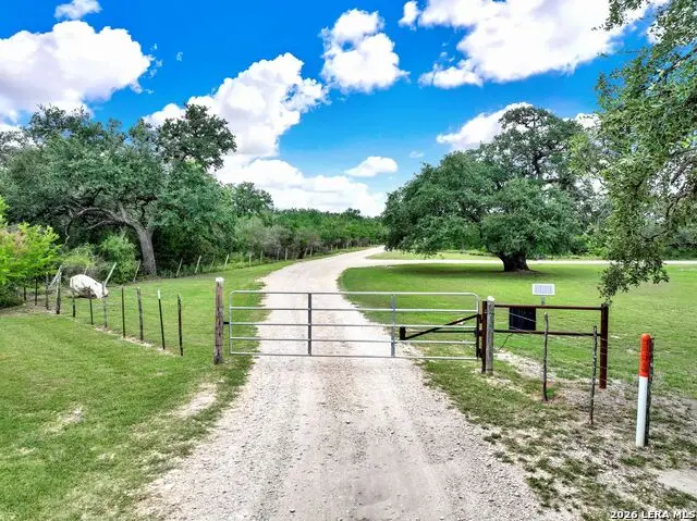 144 Pr 324, Dhanis, TX 78850 - #2