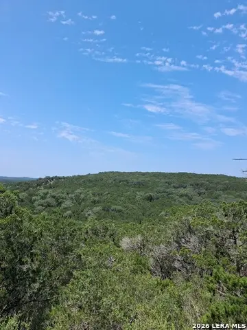 37 Park Cir, Pipe Creek, TX 78603 - #1