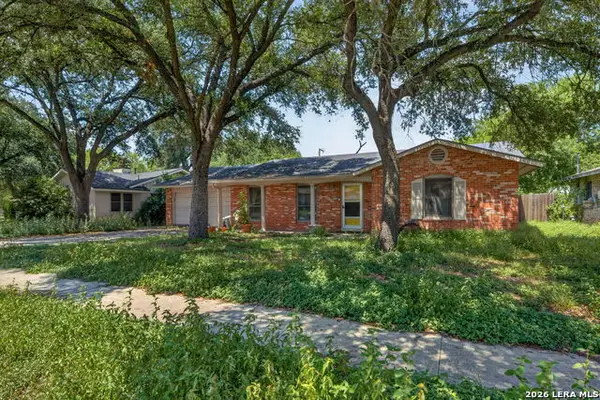 9906 Titan Dr, San Antonio, TX 78217