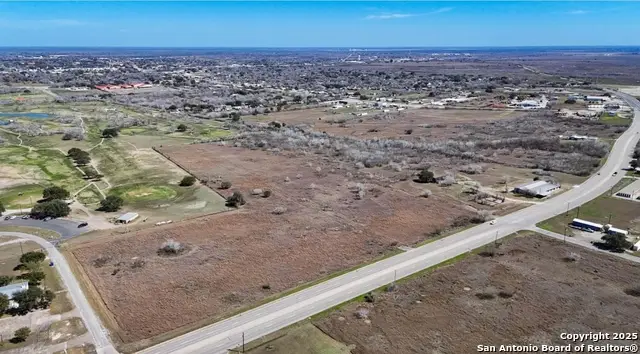 2364 Nogueira St, Beeville, TX 78102 - #1
