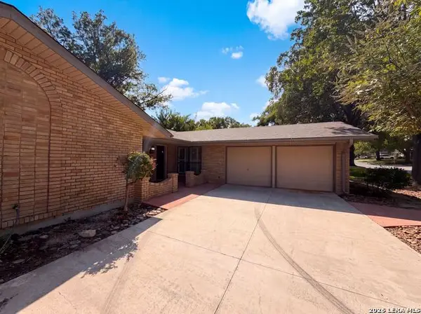 326 De Soto Dr, Universal City, TX 78148