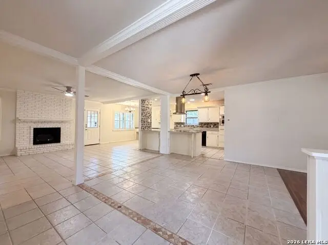 326 De Soto Dr, Universal City, TX 78148 - #3