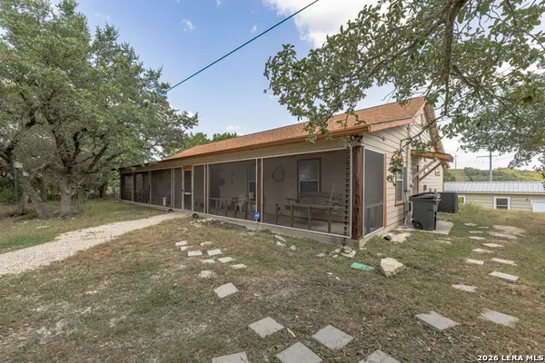 103 E High Bluff Circle, Boerne, TX 78006
