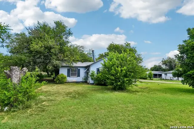 431 W Quill Dr, San Antonio, TX 78228 - #2